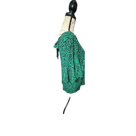 Cabi Green Animal Print Flutter Sleeve Blouse Women’s Size S (SKU 0256) - Picture 2 of 11